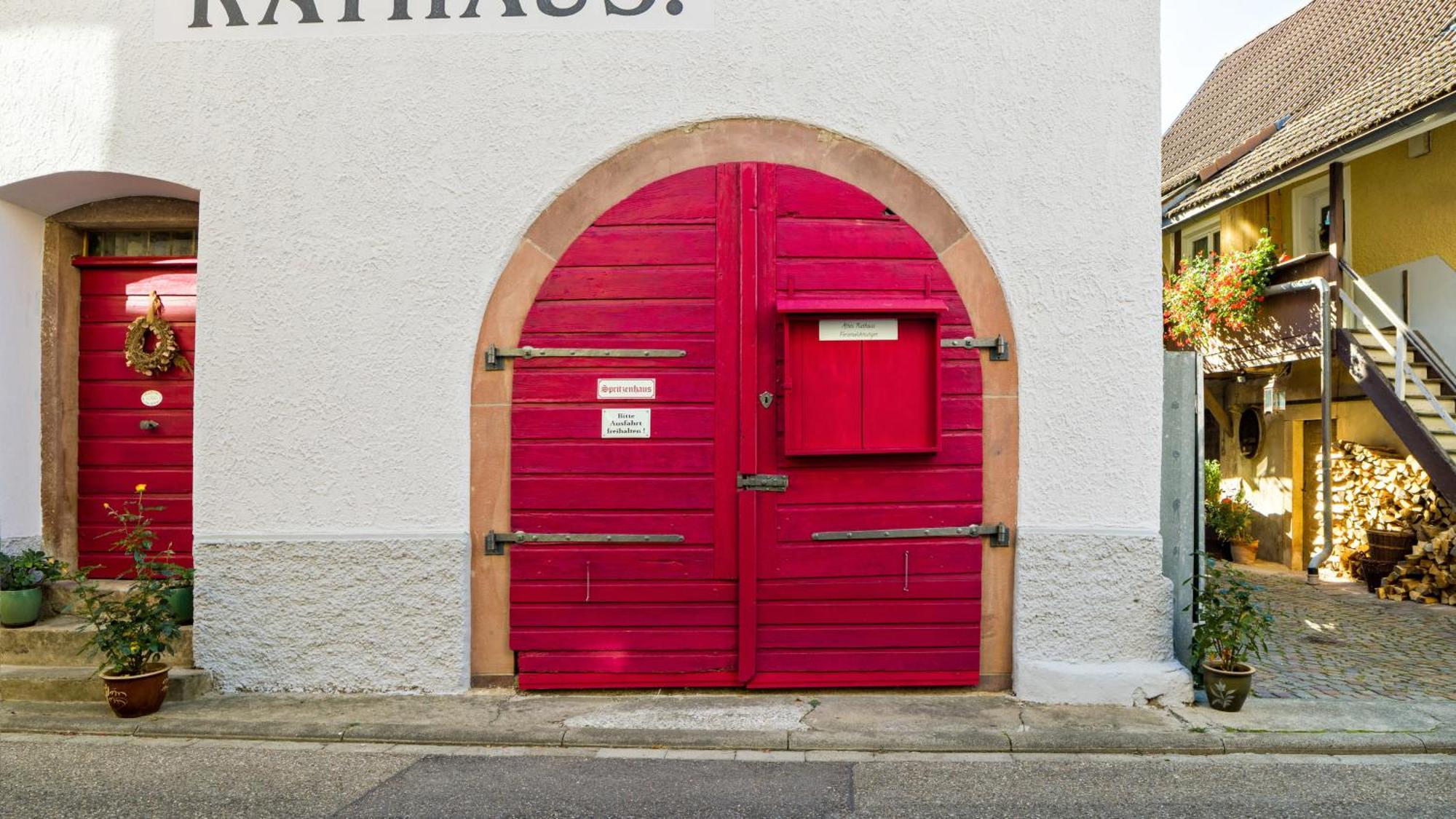 Ferienwohnungen Altes Rathaus Vogtsburg Buitenkant foto